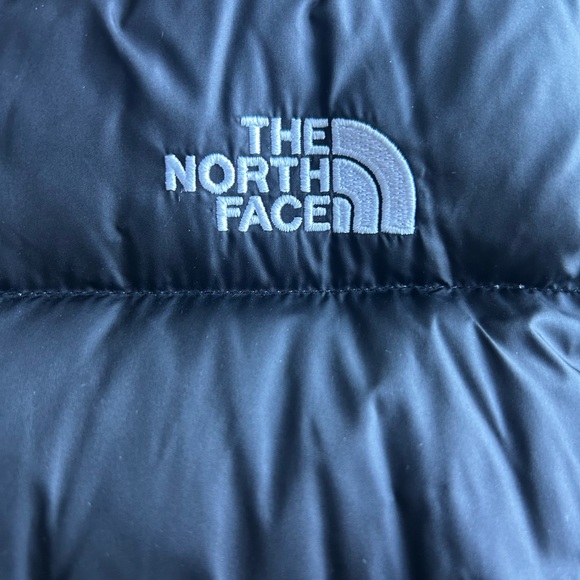 ❄️ The North Face Parka Jacket Size Medium with Detachable Hoodie❄️ - Picture 3 of 12